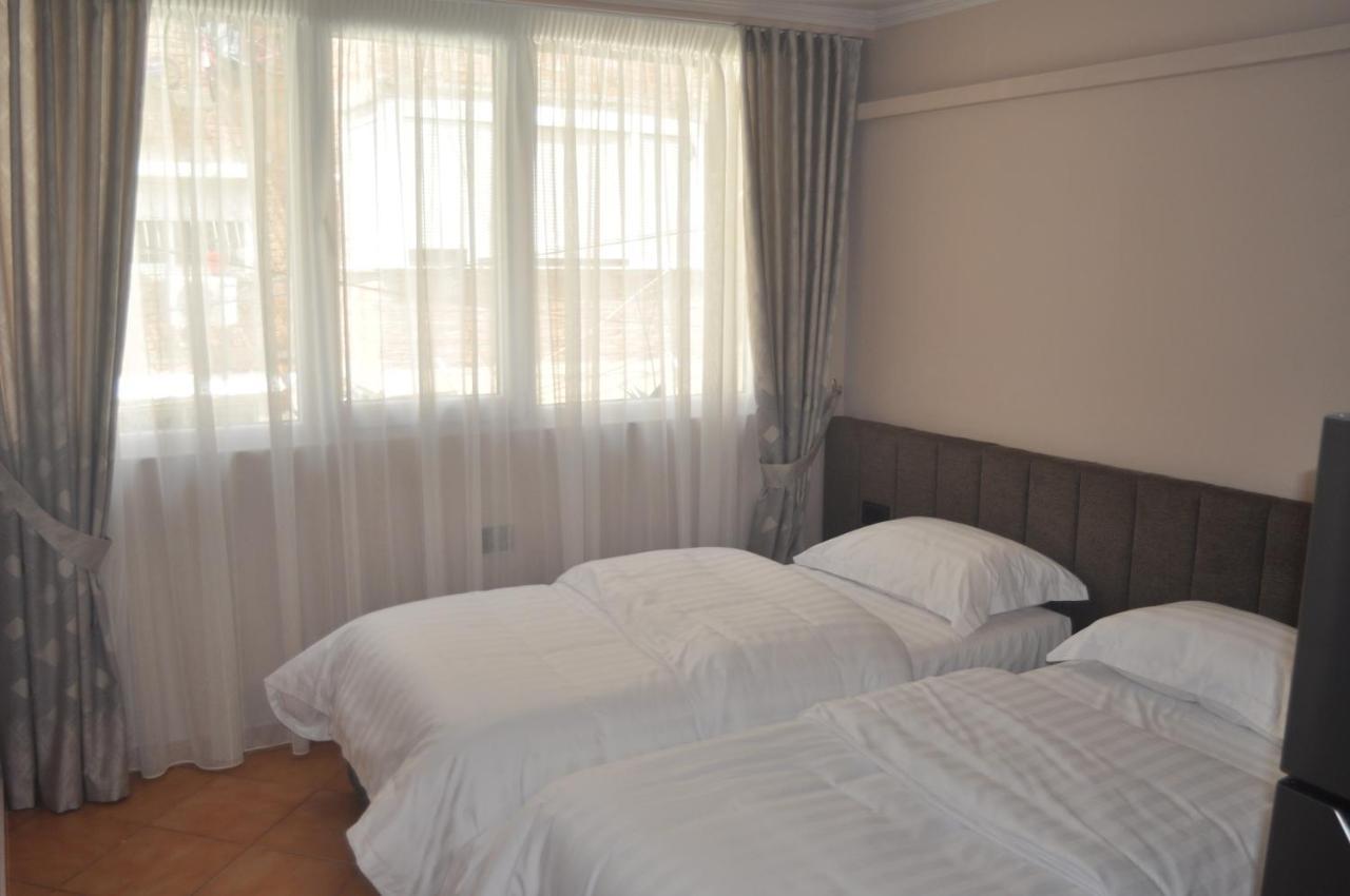 Bliri Myslym Shyri Apartment Tirana Exterior photo